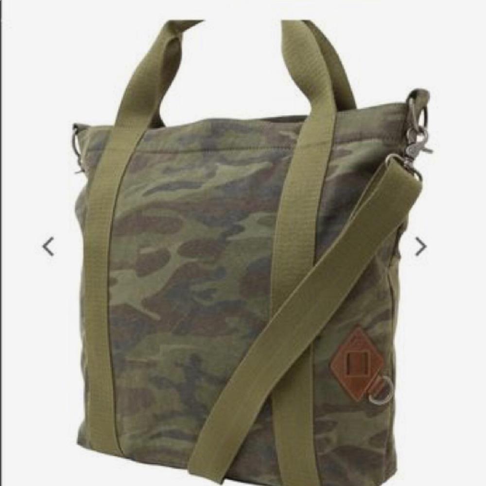 ISO Alternative Apparel camo messenger bag